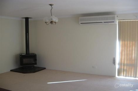 Property photo of 17 Holyhead Green Mindarie WA 6030