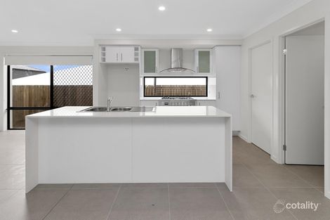 Property photo of 37 Applecross Circuit Spring Mountain QLD 4300