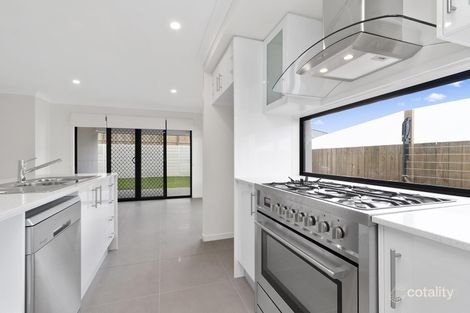 Property photo of 37 Applecross Circuit Spring Mountain QLD 4300