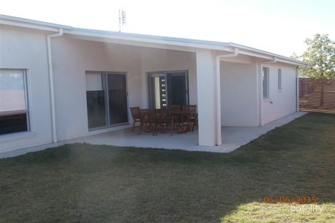 Property photo of 1 Bridgeman Parade Chinchilla QLD 4413