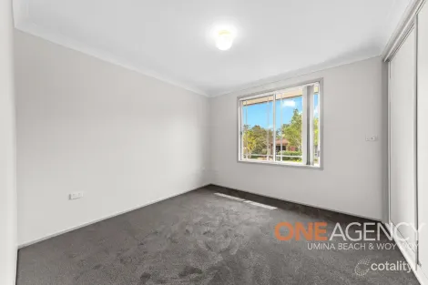 Property photo of 3 Amaroo Close Blue Haven NSW 2262