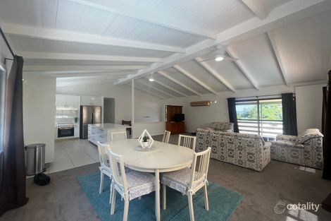 Property photo of 2 Country Road Cannonvale QLD 4802