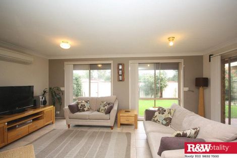 Property photo of 10 Aaron Place Plumpton NSW 2761