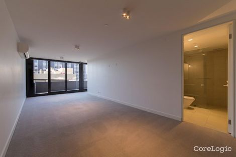 Property photo of 720/74 Queens Road Melbourne VIC 3004