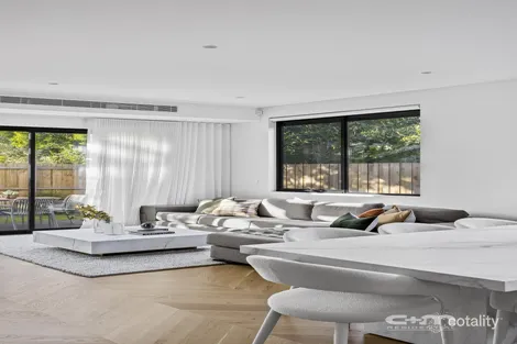 Property photo of 22A Raeburn Street Pascoe Vale VIC 3044