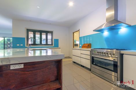 Property photo of 2 Glen Court Narre Warren VIC 3805