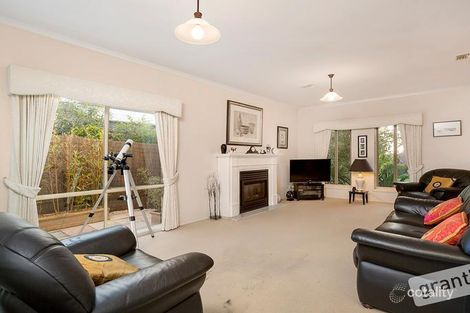 Property photo of 51 John Fisher Drive Berwick VIC 3806