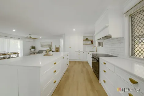 Property photo of 71 Yalkarra Crescent Wurdong Heights QLD 4680