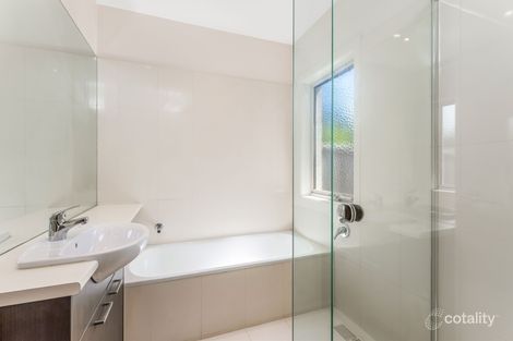 Property photo of 2/96 East Boundary Road Bentleigh East VIC 3165