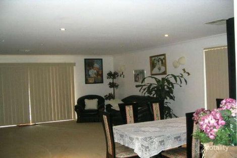 Property photo of 40 Coronation Drive Green Valley NSW 2168