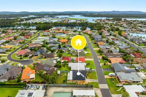 Property photo of 44 Osprey Drive Yamba NSW 2464