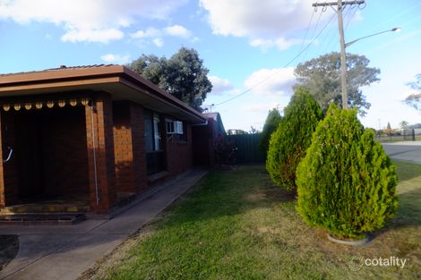 Property photo of 1/570 Schneider Street Lavington NSW 2641