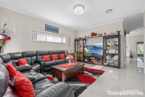 Property photo of 7A Ruth Place Minto NSW 2566