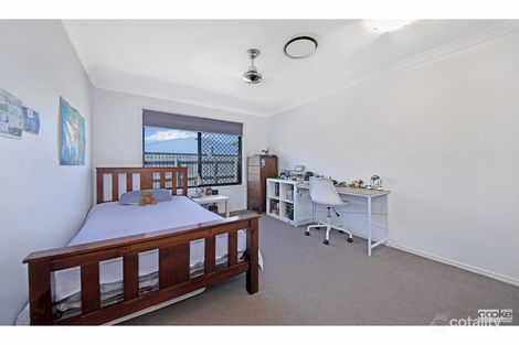 Property photo of 16 Lakeview Circuit Mulambin QLD 4703