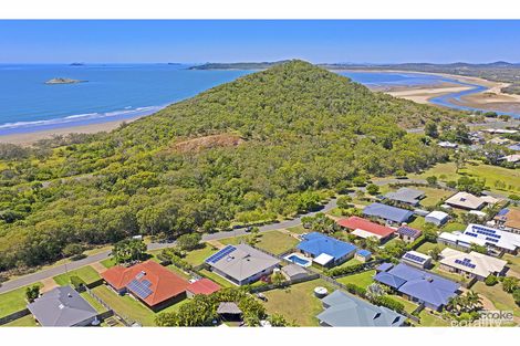 16 Lakeview Cct, Mulambin, QLD 4703