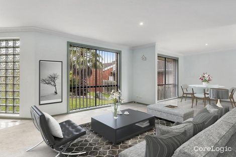 Property photo of 9 Blinker Rise Endeavour Hills VIC 3802