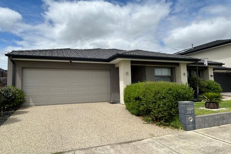 7 Stonemason Rd, Clyde North, VIC 3978