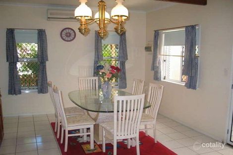Property photo of 6 Belluna Crescent Gooburrum QLD 4670