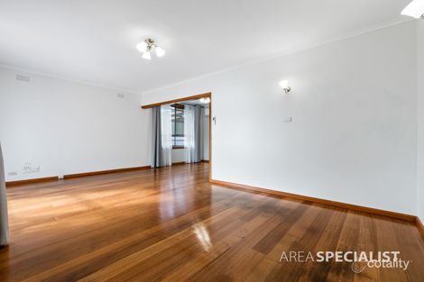 Property photo of 30 Leslie Street St Albans VIC 3021