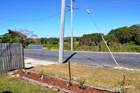 Property photo of 17 Brewers Road Sarina QLD 4737