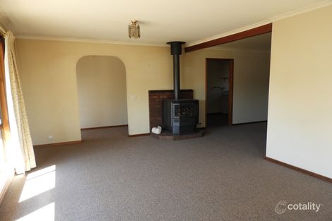 Property photo of 6 Humphrey Street East Bairnsdale VIC 3875