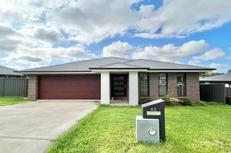 Property photo of 45 Stevenson Way Orange NSW 2800