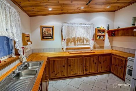 Property photo of 77 Muddy Lane North Moonta SA 5558