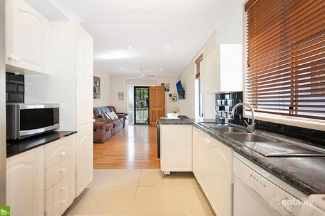 Property photo of 60 Blackman Parade Unanderra NSW 2526