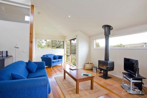 Property photo of 2/28-30 Bambra Road Aireys Inlet VIC 3231