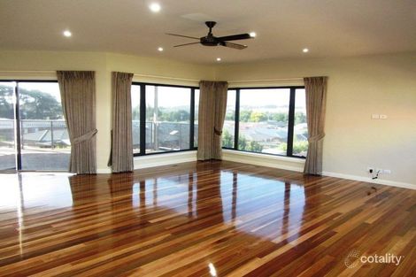 Property photo of 2 Jerdan Place Warragul VIC 3820