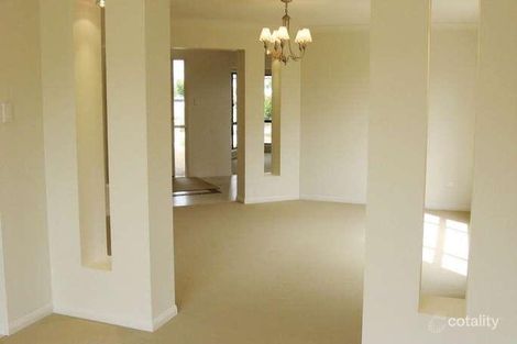 Property photo of 6 Elm Court Stretton QLD 4116