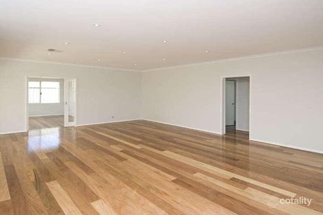 Property photo of 15 Princeton Circuit Aubin Grove WA 6164