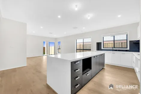 Property photo of 5 Figtree Road Deanside VIC 3336