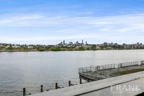 30402/15 Wharf St, Hamilton, QLD 4007