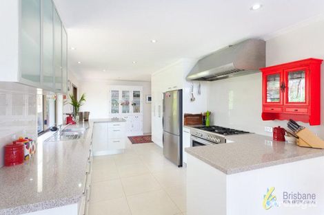 Property photo of 22 Moledina Crescent Mount Crosby QLD 4306