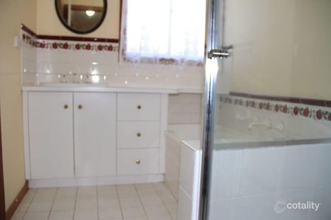 Property photo of 2/38 Harry Street Cranbourne VIC 3977