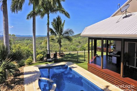 271 Browns Lane, Farnborough, QLD 4703