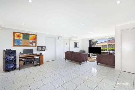 Property photo of 28 Moncrieff Close St Helens Park NSW 2560