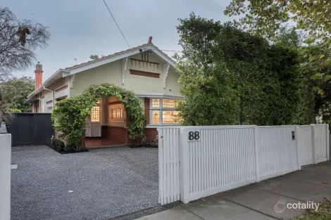 88 Mitford St, Elwood, VIC 3184
