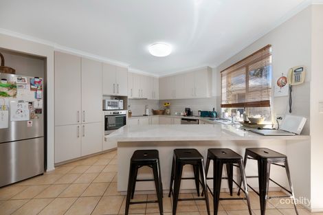 Property photo of 32 Billabong Drive Gooburrum QLD 4670