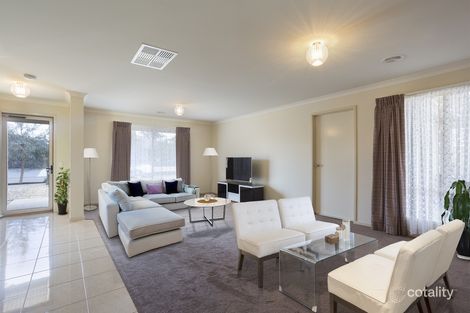 Property photo of 13 Hanover Place Strathfieldsaye VIC 3551