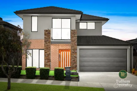 32 Greenslate St, Clyde North, VIC 3978