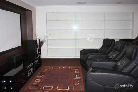 5 Amity Cct, Shoalwater, WA 6169