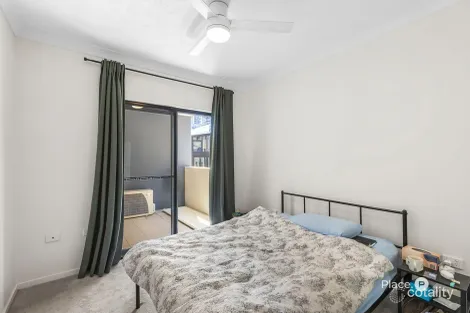 Property photo of 12/120 Commercial Road Teneriffe QLD 4005