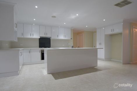 Property photo of 2 Currawong Street Young NSW 2594