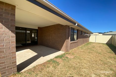 Property photo of 6A Royce Crescent Lavington NSW 2641