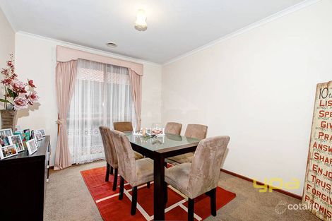 Property photo of 17 Lamb Grove Hoppers Crossing VIC 3029