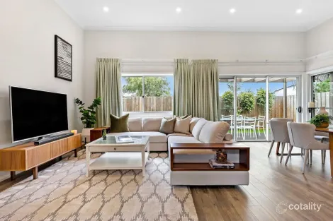 Property photo of 32 Durack Crest Norwest NSW 2153