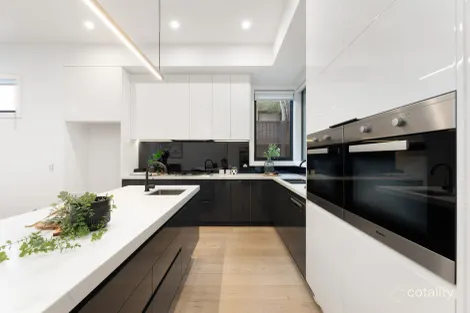 Property photo of 434 Glen Eira Road Caulfield VIC 3162