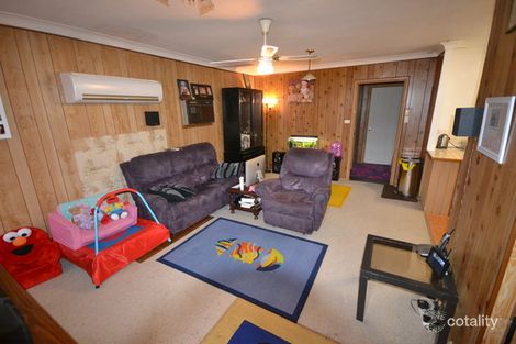 Property photo of 19 Cornwall Avenue Gorokan NSW 2263